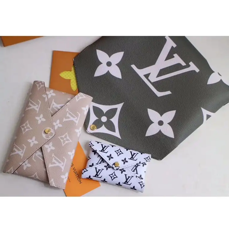 Fashionrep 2212DJ0002 Bag LV 0707